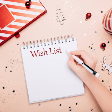 Xmas İstek Listesi için defteri aç