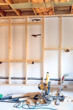 Oda ve garajın yeniden inşası