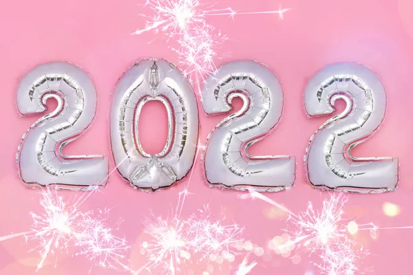 Воздушные шары для празднования Нового 2022 года — стоковое фото