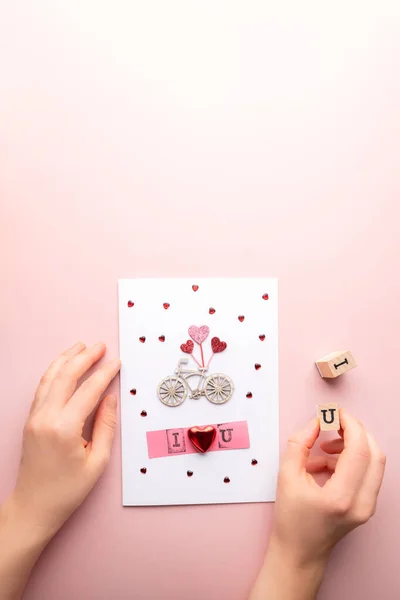 Processo de fazer cartão de Valentim — Fotografia de Stock