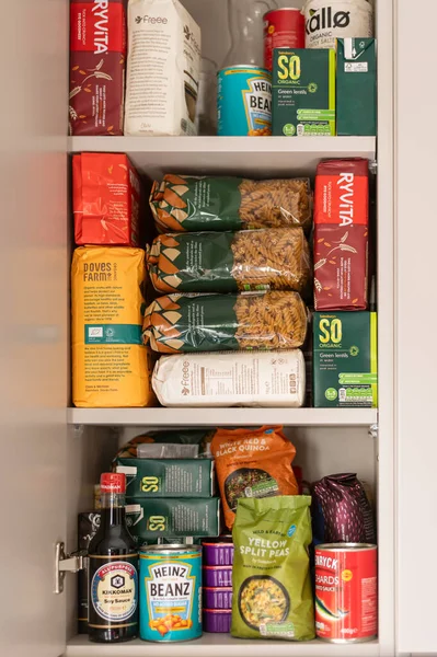 London April 2022 Cupboard Shelves Full Food Provision Pasta Rice — Stock Photo, Image