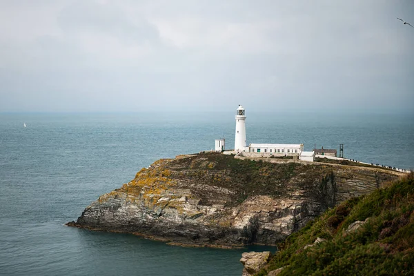 South Stack Lighthouse Wales Anglesey Storbritannien Den Byggd Toppen Liten — Stockfoto