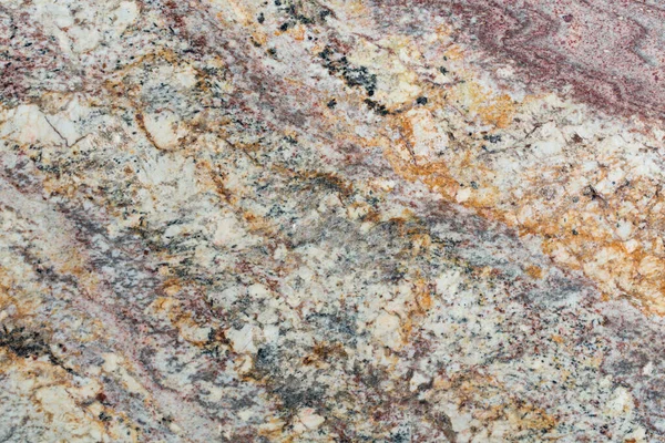 Mermer dokular, hafif tonda iç tasarımın bir parçası.