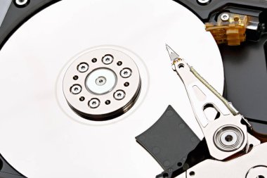 Sabit disk makroda. Bilgisayar servis merkezi için mükemmel bir fotoğraf..