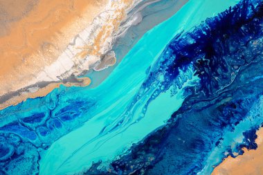 Yeni nazik mavi tonda güzel soyut resim. Doğal lüks soyut akışkan, sıvı resim. Yumuşak, modern gelecekçi, dinamik sanat eserleri. Akrilik mürekkeple çizilmiş. Karışık biçim illüstrasyonu.