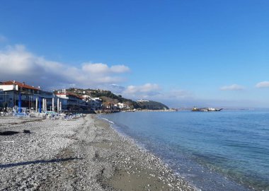 Yunanistan 'daki Platamon plajından Panorama.
