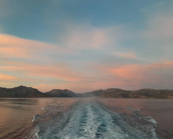 爱琴海地平线上的早晨日出 — 图库照片
