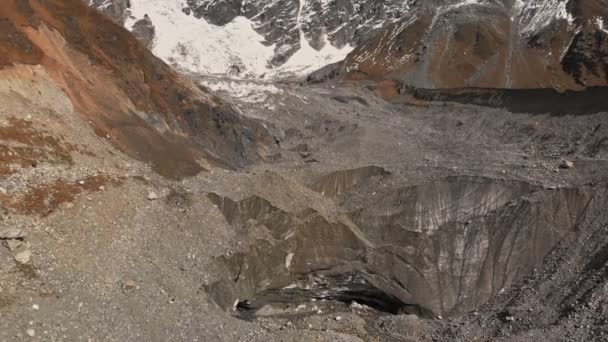 Ushguli 'den Buzul Shkhara' ya yolculuk — Stok video