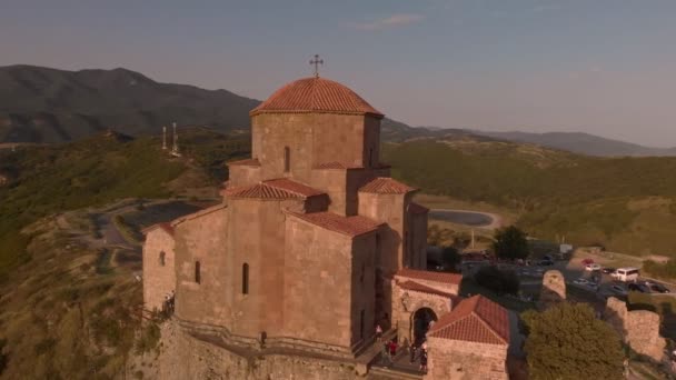 Jvari kloster som är sjätte århundradets geortodoxa kloster — Stockvideo