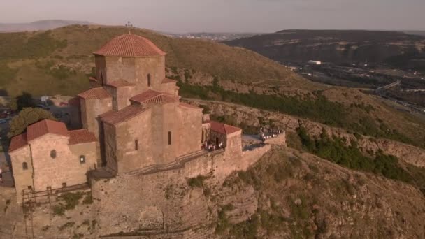 Monastère de Jvari qui est le sixième siècle monastère orthodoxe géorgien — Video