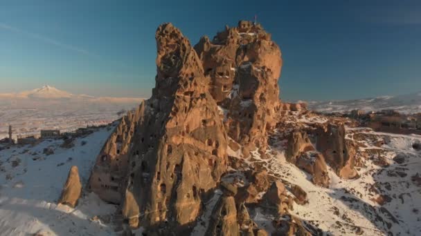 Úžasný pohled na tureckou pevnost Uchisar — Stock video