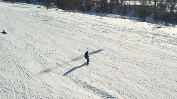 滑雪场的空中景观 — 图库视频影像