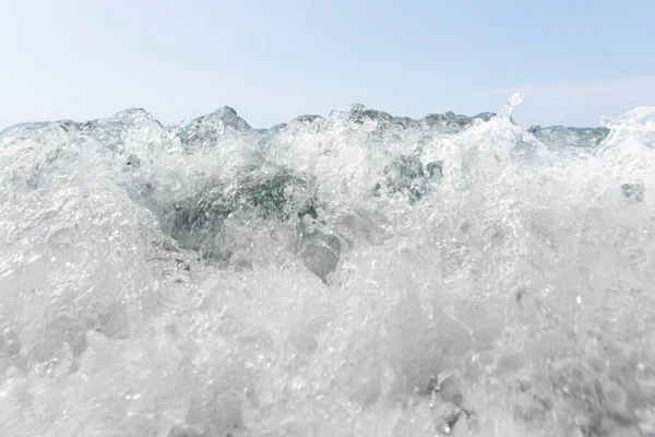 Κυματική Βουτιά Στη Θάλασσα Κλείσιμο Νεροχύτη — Φωτογραφία Αρχείου