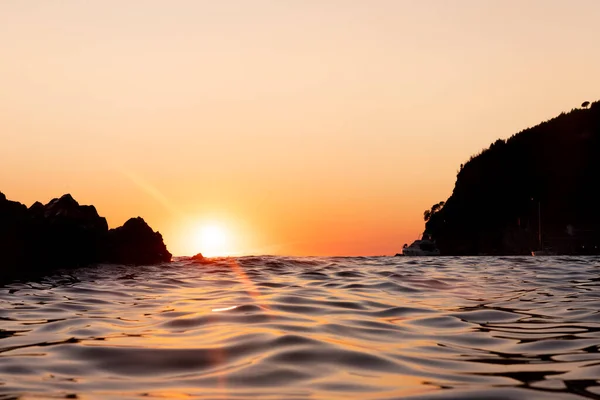 Захід Сонця Жовтим Сонцем Горизонті Морі — стокове фото