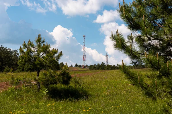 Telecommunication Tower Wireless Antenna Connection System Communication Systems Nature — Foto Stock
