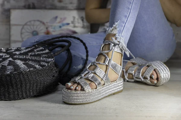 Fashionabla Sandaler Sexig Kvinnas Fötter Skönhet Mode Koncept — Stockfoto