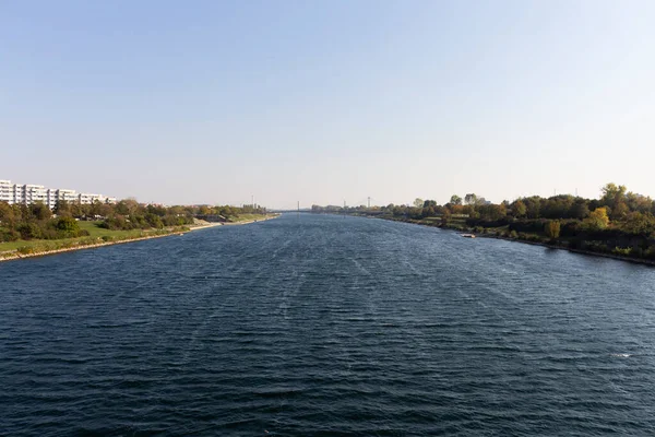 Río Danubio Viena Austria Cerca Ciudad Donau Donauinsel — Foto de Stock