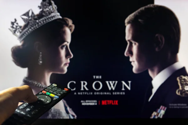 Belgrade Serbia September 2022 Watching Show Crown Netflix Remote Control — Stock Photo, Image