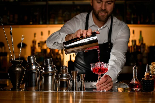 Bar Counter Variety Bar Equipment Transparent Crystal Goblet Which Bartender — Stock Photo, Image