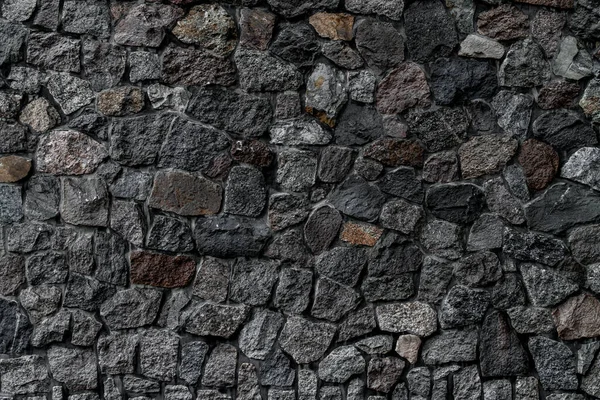 Vista Pared Con Mampostería Piedras Grises Rugosas Varias Formas Tonos — Foto de Stock