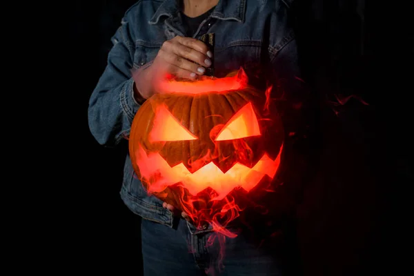 Close Gorgeous Halloween Pumpkin Carved Face Burning Smoking Mouth Eyes — Stock Photo, Image