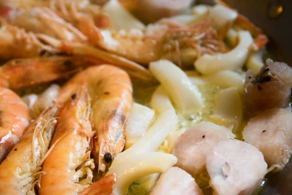 Detail Some Shellfish Prawns Fish Cuttlefish Starting Cook Seafood Paella — Fotografia de Stock