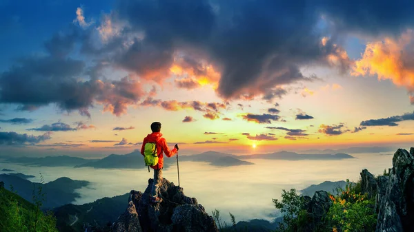 Panorama Backpacker Standing Doi Pha Tang Sunrise Morning Chiang Rai — Stock Photo, Image