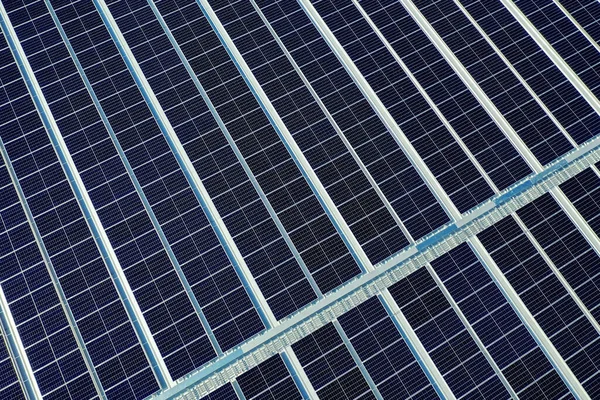 Zonnepanelen Het Dak Zonnecel — Stockfoto