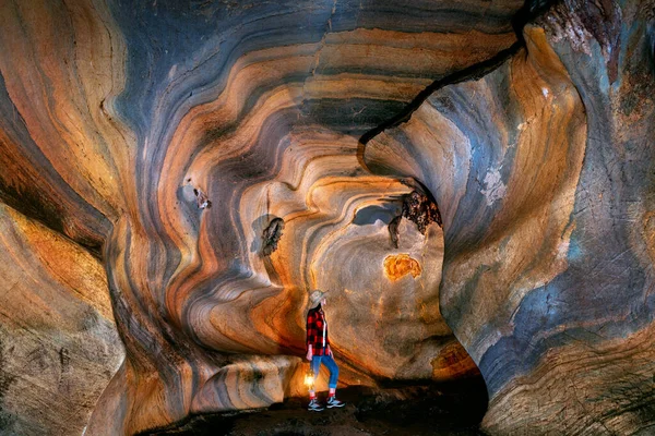 Turister Besöker Mae Sap Cave Samoeng District Chiang Mai Thailand — Stockfoto