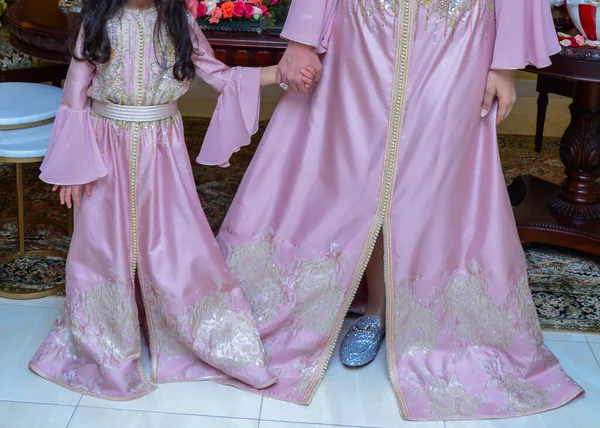 Caftan Marocain Robe Marocaine Robe Traditionnelle Marocaine Portée Par Les — Photo