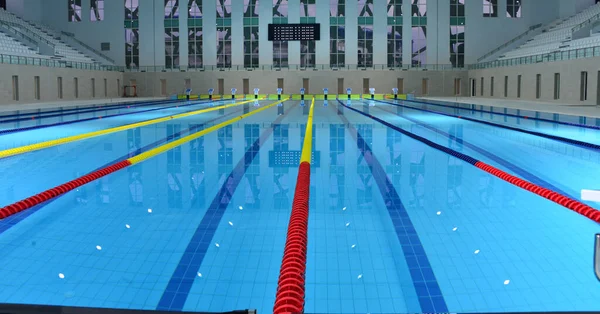 Interiör Detaljer Körfält Och Sittplatser Olympiska Storlek Pool — Stockfoto