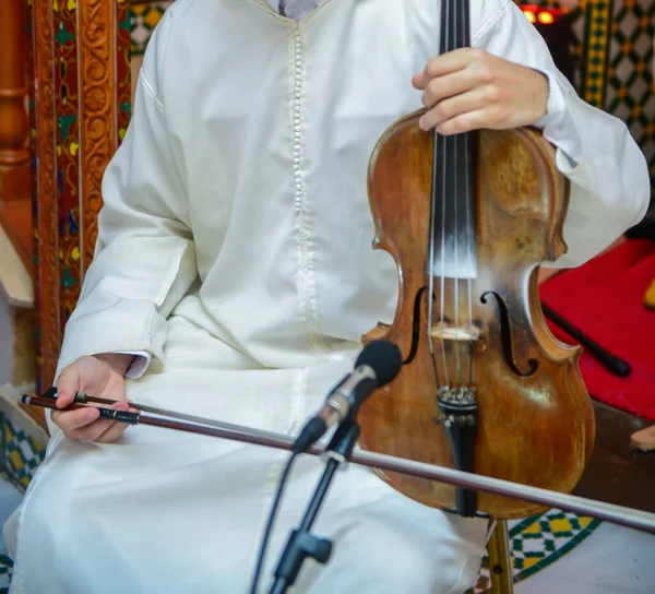 Moroccan Player Wearing Djellaba Plays Violin Called Andalusian Art Morocco — Stock Photo, Image