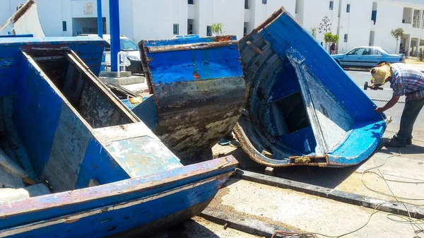 Marokkaner Repariert Ein Fischerboot Die Kultur Marokkos — Stockfoto