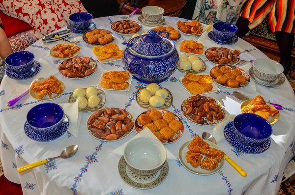 Desayuno Marroquí Para Ramadán Harira Datilera Dulces Huevos Cocidos —  Fotos de Stock