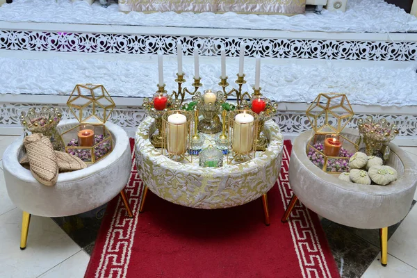 Marockanska Tyafer Traditionella Presentförpackningar För Bröllopsceremonin Dekorerad Med Utsmyckade Gyllene — Stockfoto