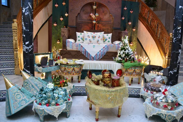 Moroccan Wedding Gifts Moroccan Wedding Sofa Which Groom Bride Sit — 图库照片