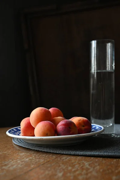 Fresh Ripe Apricots Plate Glass Water — Stock Photo, Image