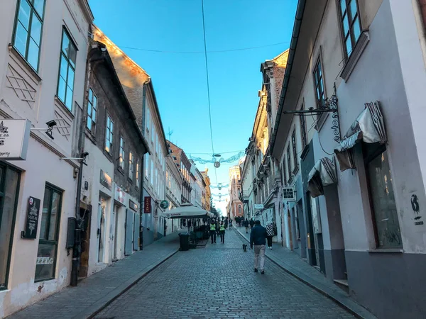 Zagreb Croácia Dezembro 2021 Vista Rua Zagreb Pessoas Que Visitam — Fotografia de Stock