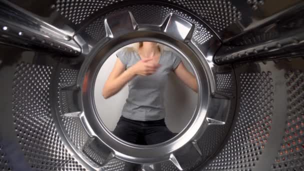 Woman Hand Dirty Clothes Washing Machine Close View Drum Washing — Vídeos de Stock