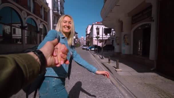 Batumi Georgia April 2022 Young Beautiful Girl Approaches Guy Takes – Stock-video
