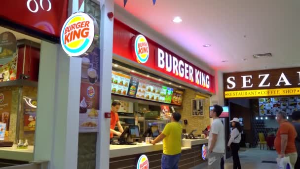 Batumi Georgia Mai 2022 Omul Face Comandă Burger King Într — Videoclip de stoc
