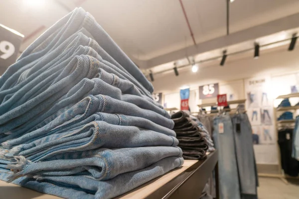Stacks Jeans Shelf Mall Store Concept Buying Selling Shopping Denim — Stockfoto