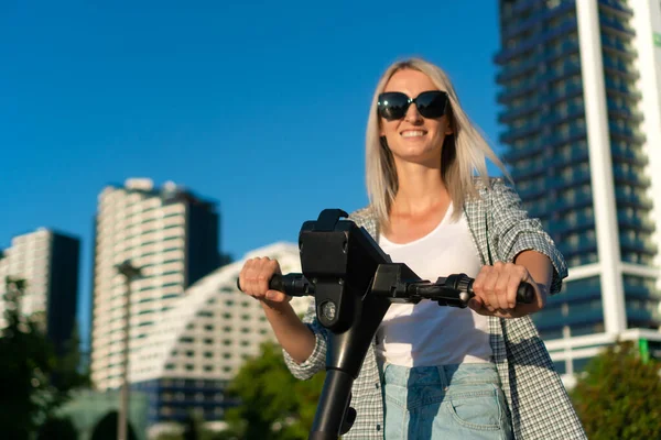 Portrait Beautiful Young Happy Woman White Shirt Shirt Riding Electric — Stock Photo, Image