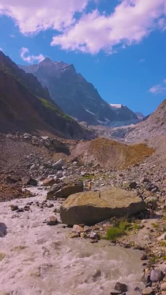 Beautiful Delightful View Mountains River Chalaadi Glacier Sunny Day Very — Stock Video