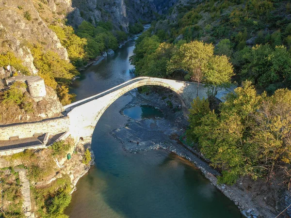 Famoso Puente Apedreado Konitsa Sobre Río Aoos Montaje Tymfi Zagori — Foto de Stock