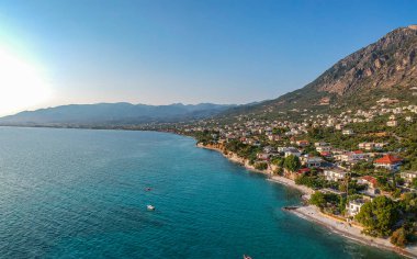 Kalamata kenti yakınlarındaki Kato Verga sahil kasabası, Messenia, Yunanistan.