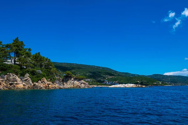 Rocky Scenery Eastern Alonissos Island Seen Boating Alonissos Sporades Greece — Foto de Stock