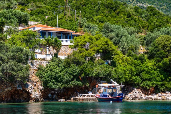 Modern Seaside Villas Houses Eastern Alonissos Island Sporades Greece — Zdjęcie stockowe