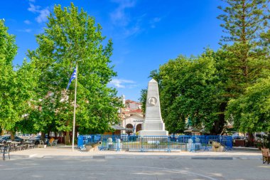 Yunanistan 'ın Mora kentindeki Messenia' nın batısında yer alan güzel sahil kenti Pylos kentinin kentsel manzarası