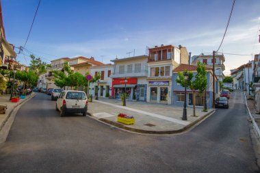 Yunanistan 'ın Mora kentindeki Messenia' nın batısında yer alan güzel sahil kenti Pylos kentinin kentsel manzarası